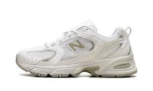 Cloudy Step 530 "Reflection Olivine"