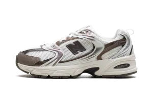 530 "White / Brown" Walk Easy Sole Grip