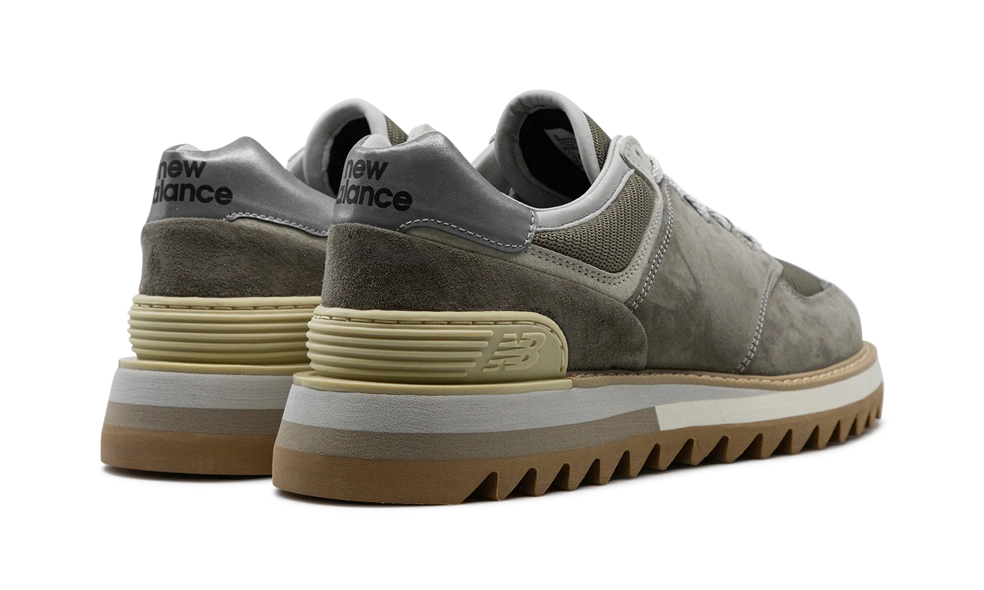 574 "Tokyo Design Studio" Strong Step Gloss Mood