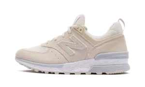 Rubber Sole Wild Trek 574 Sport WMNS "Creamy Wheat"