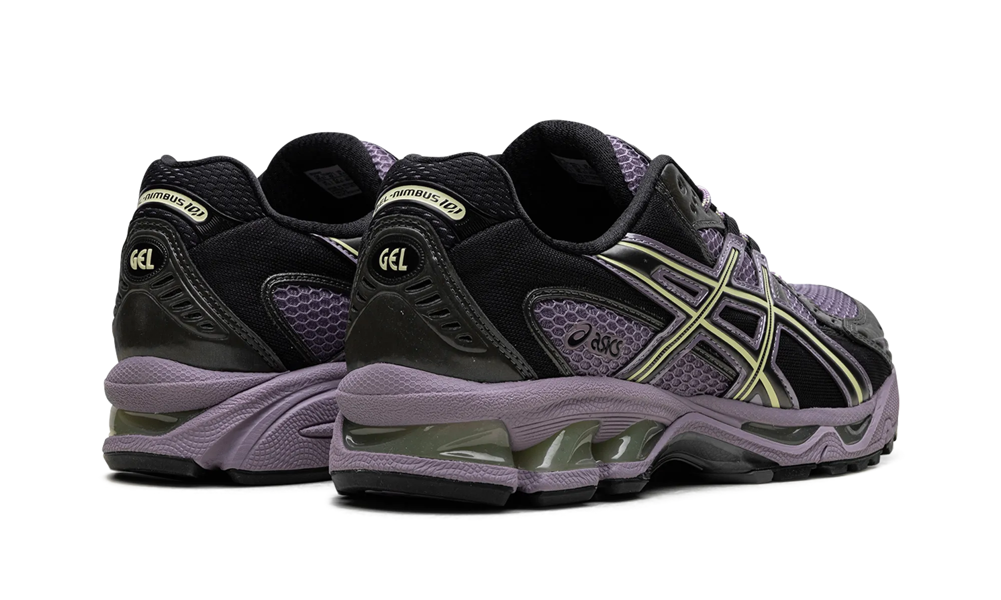 Holiday Outfit Urban Shift GEL-Nimbus 10.1 "Violet Quartz / Cool Matcha"