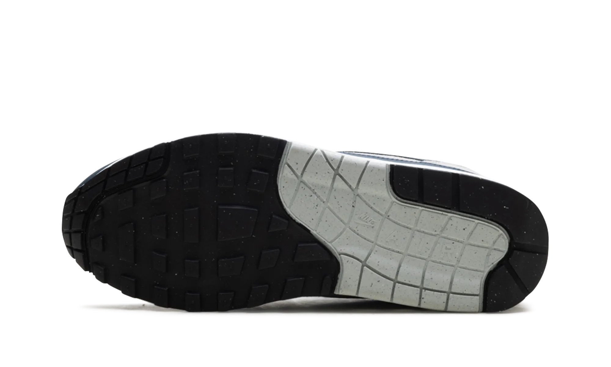 Year long Work Ready AIR MAX 1 ESSENTIAL "Summit White/Armory Navy-Light Silver"