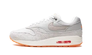 Air Max 1 "Light Iron Ore / Total Orange" Comfort footbed