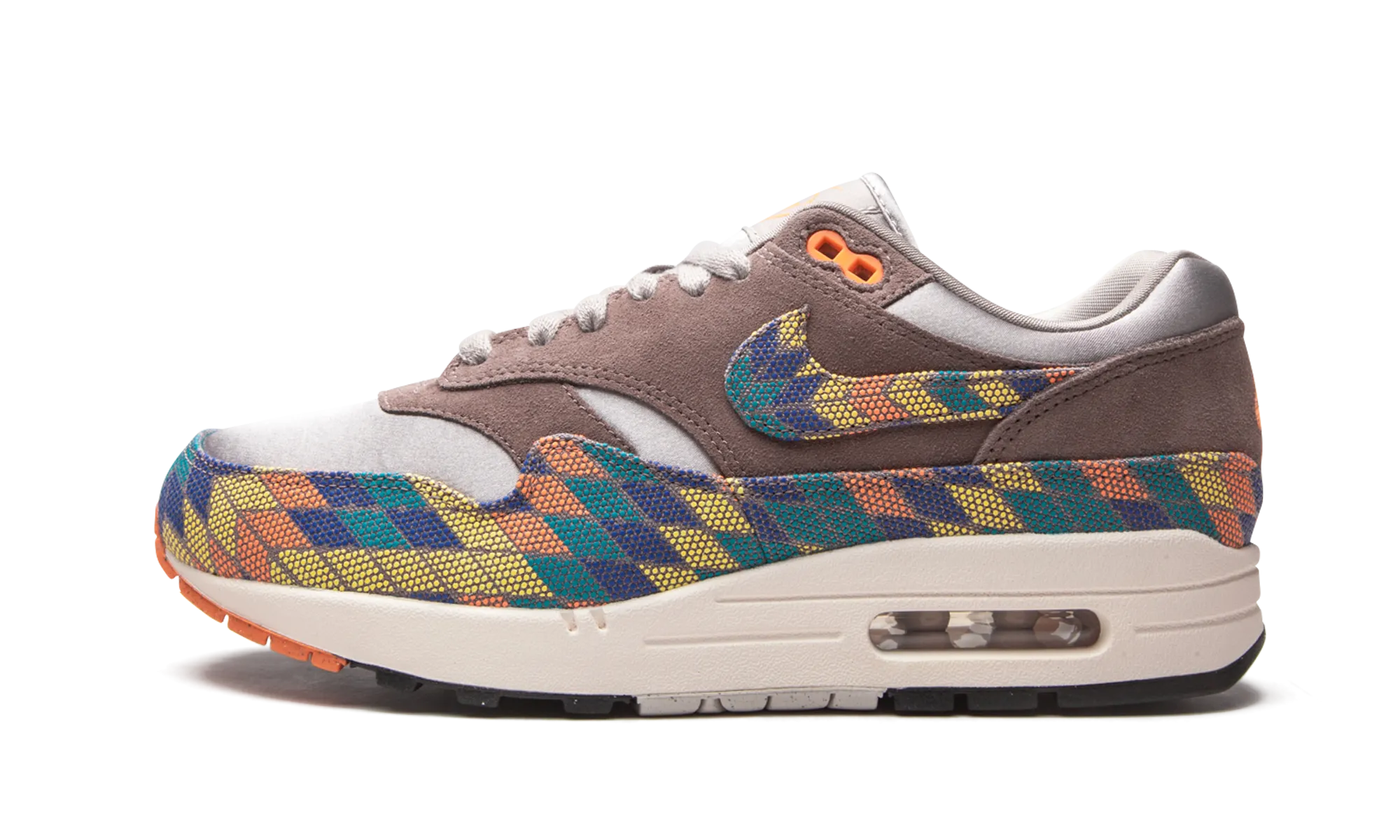 Curve Hug Lightweight Form Road Trip Air Max 1 "N7"