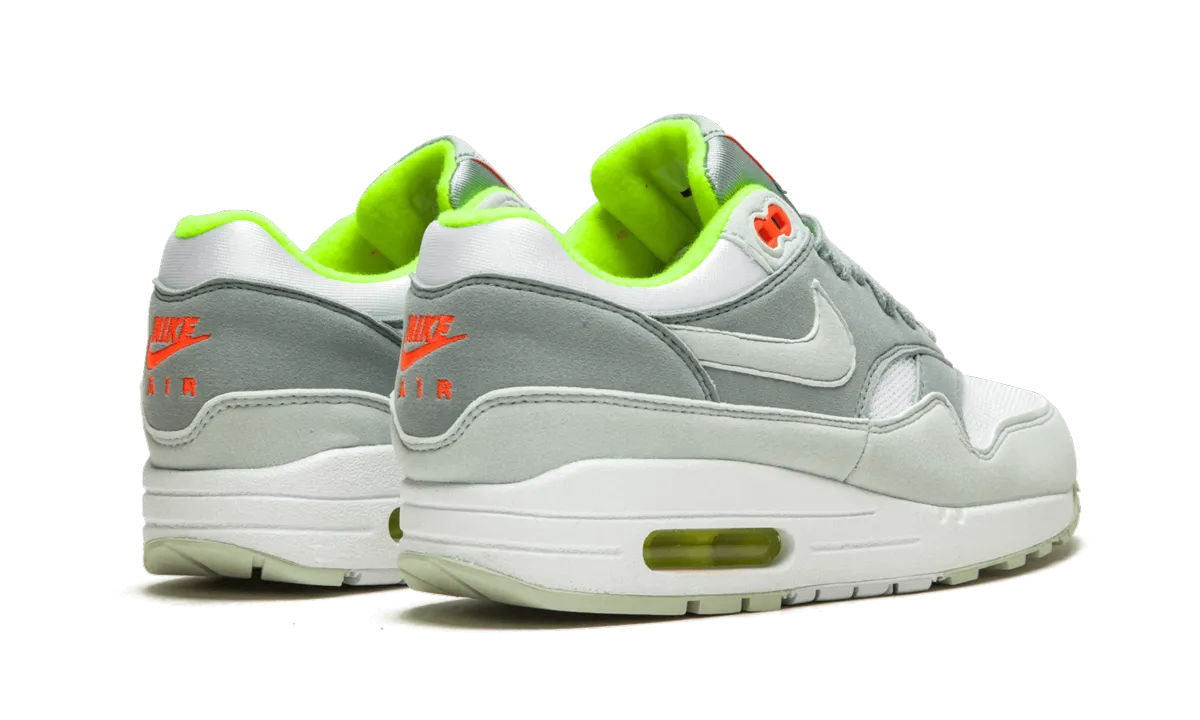 King Walk AIR MAX 1 WMNS "Barely Grey / Pumice"