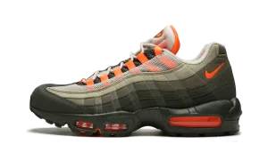Responsive Cushion Weekend Warriors Joint Care Air Max 95 OG "Total Orange"
