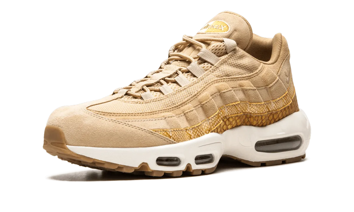 Air Max 95 Premium SE Durable Stitching Energy Returning Foam