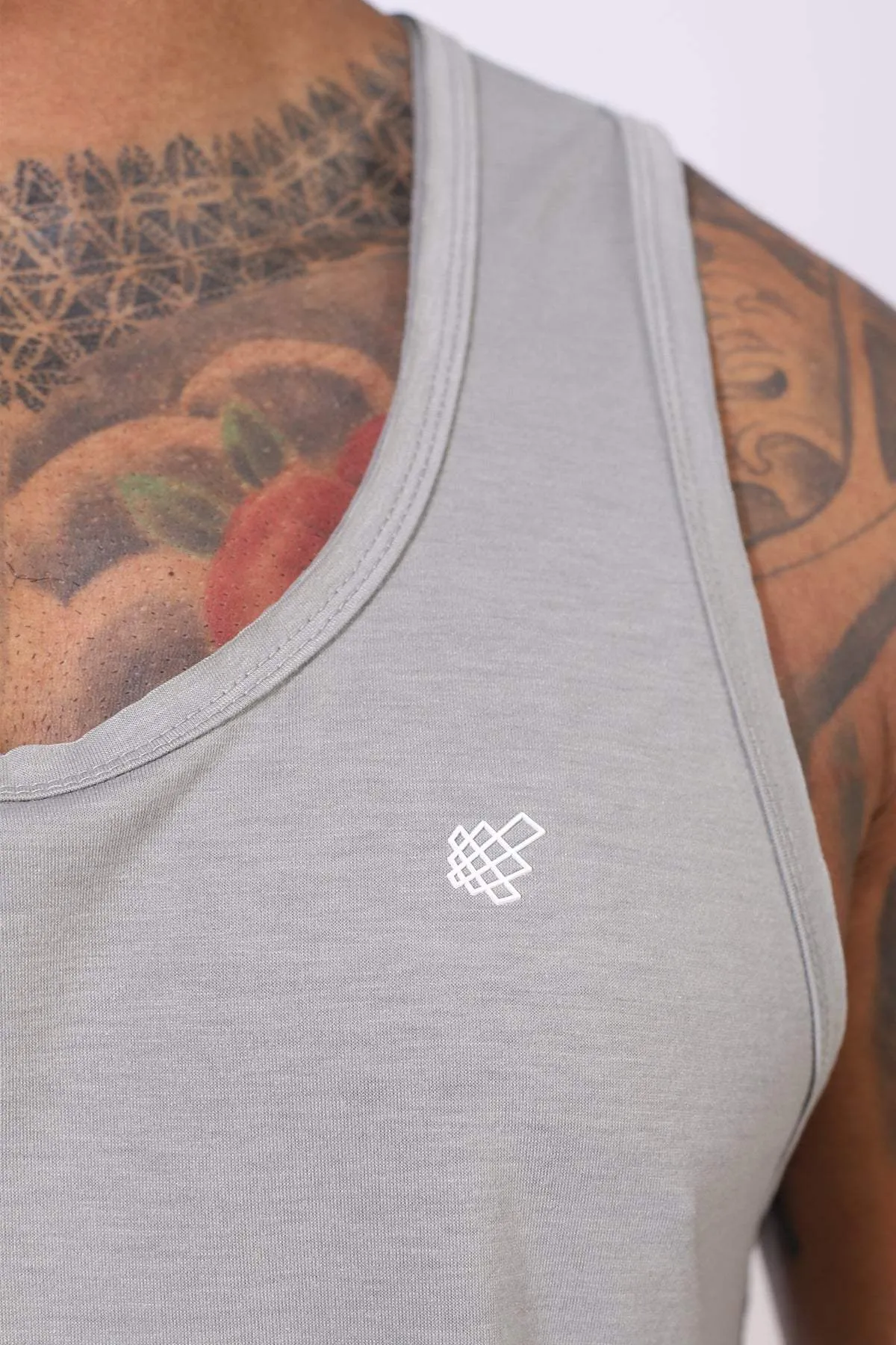 Durable Seams Yarn Dyed Fabric Vital Raw-Hem Tank Top 2.0 - Gray