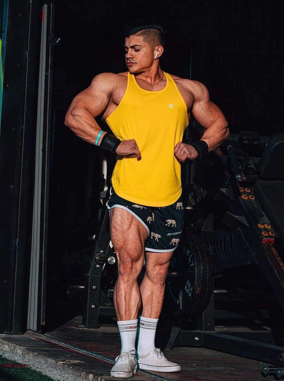 Fast-Dry Bodybuilding Workout Stringer - Yellow Moisture Control Fabric rural scene