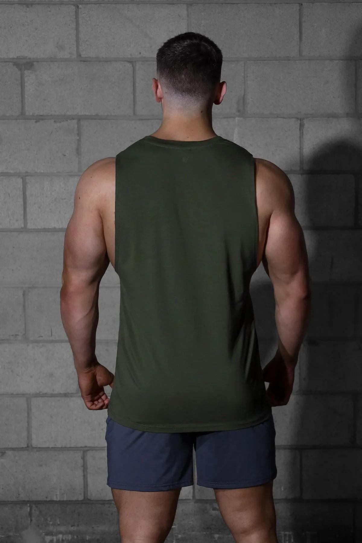 Apollo Men's Sleeveless Training Tee - Olive non - standard size