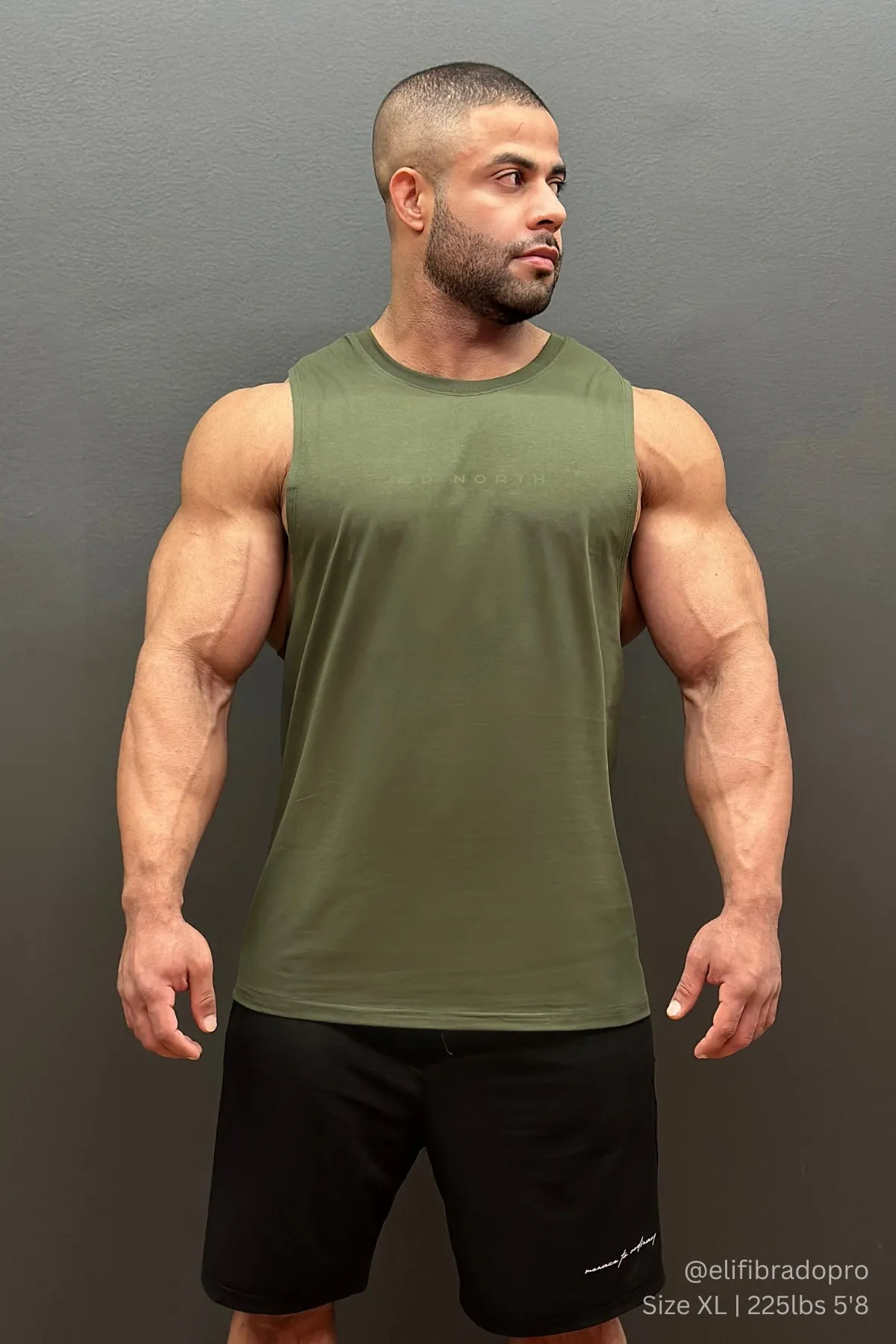 Stay Smooth low humidity use Apollo Men's Sleeveless Training Tee - Olive