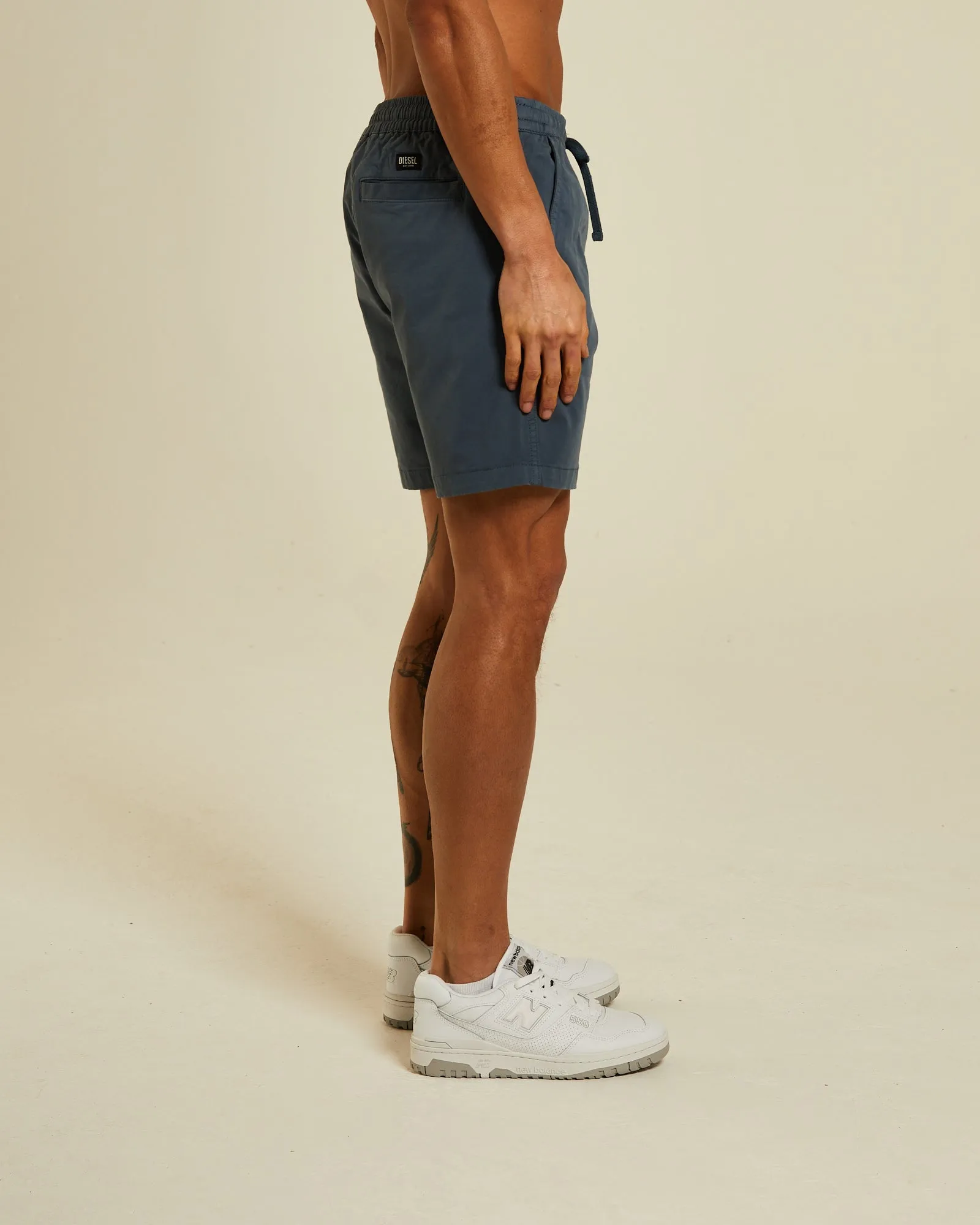 Barton Drawcord Short Navy Airy Fit