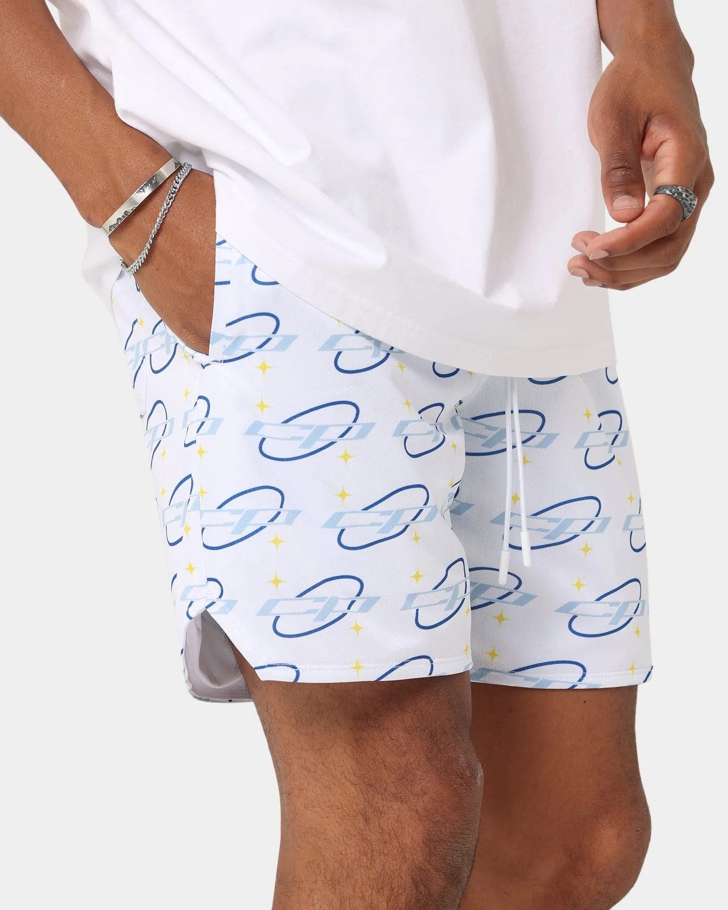 Tight Fit Carr?? Star Sign Mesh Shorts White