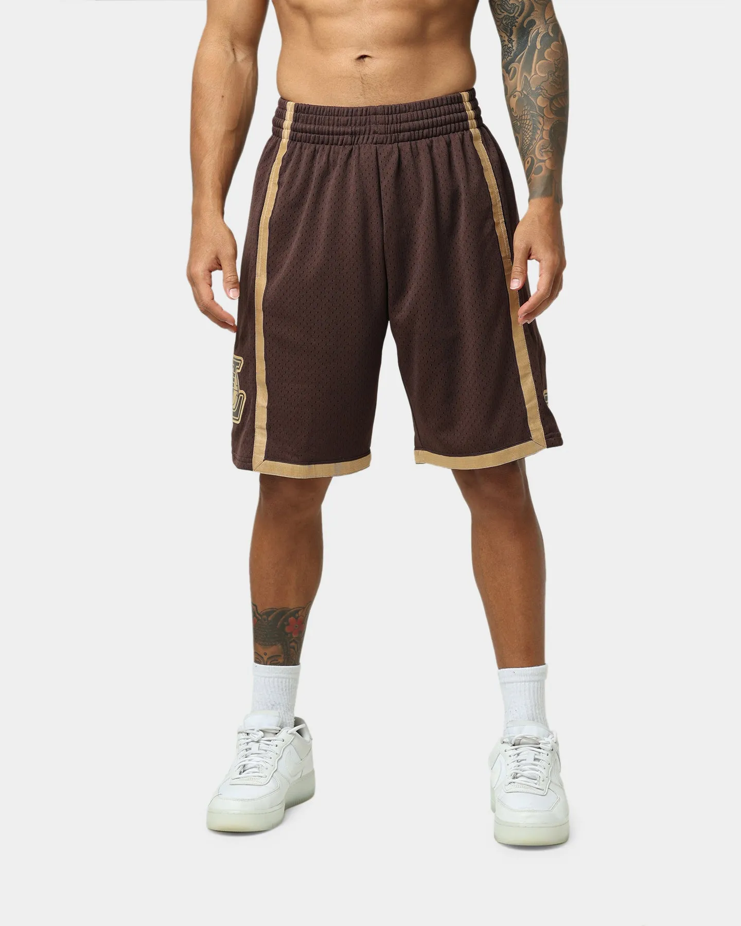 Mitchell & Ness Los Angeles Lakers Lux Brown Swingman Shorts Baroque Brown Relaxed Cut Classic Shorts