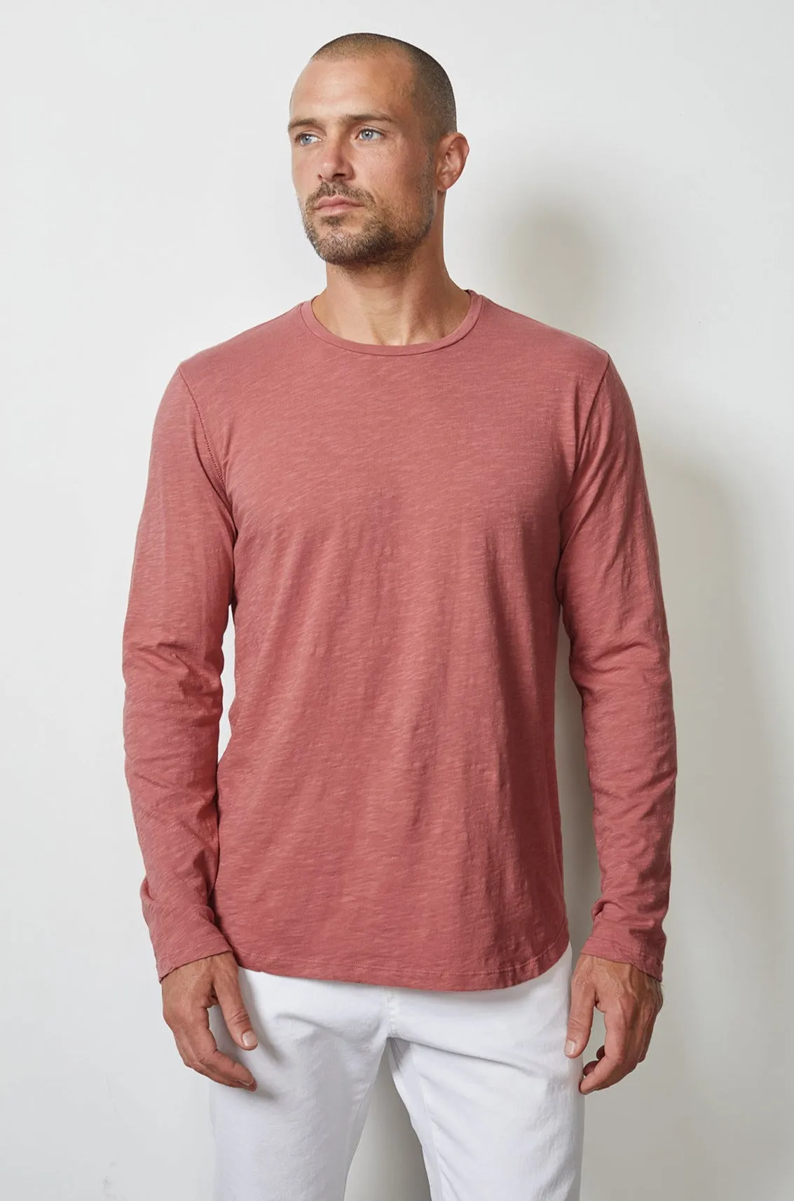 CHANCE CREW NECK TEE loose but not baggy