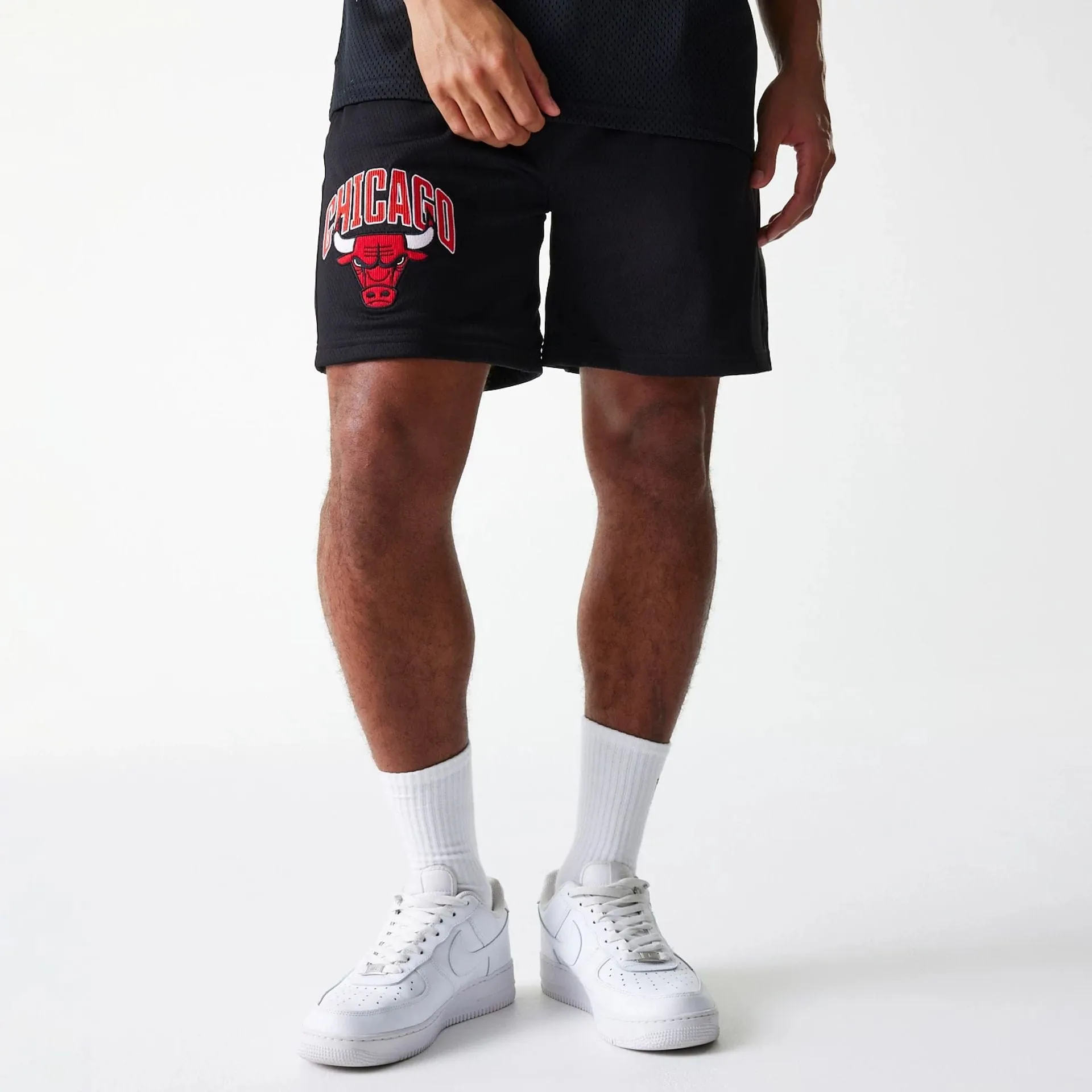 Flexible shape Layered Look Chicago Bulls NBA Arch Graphic Black Mesh Shorts