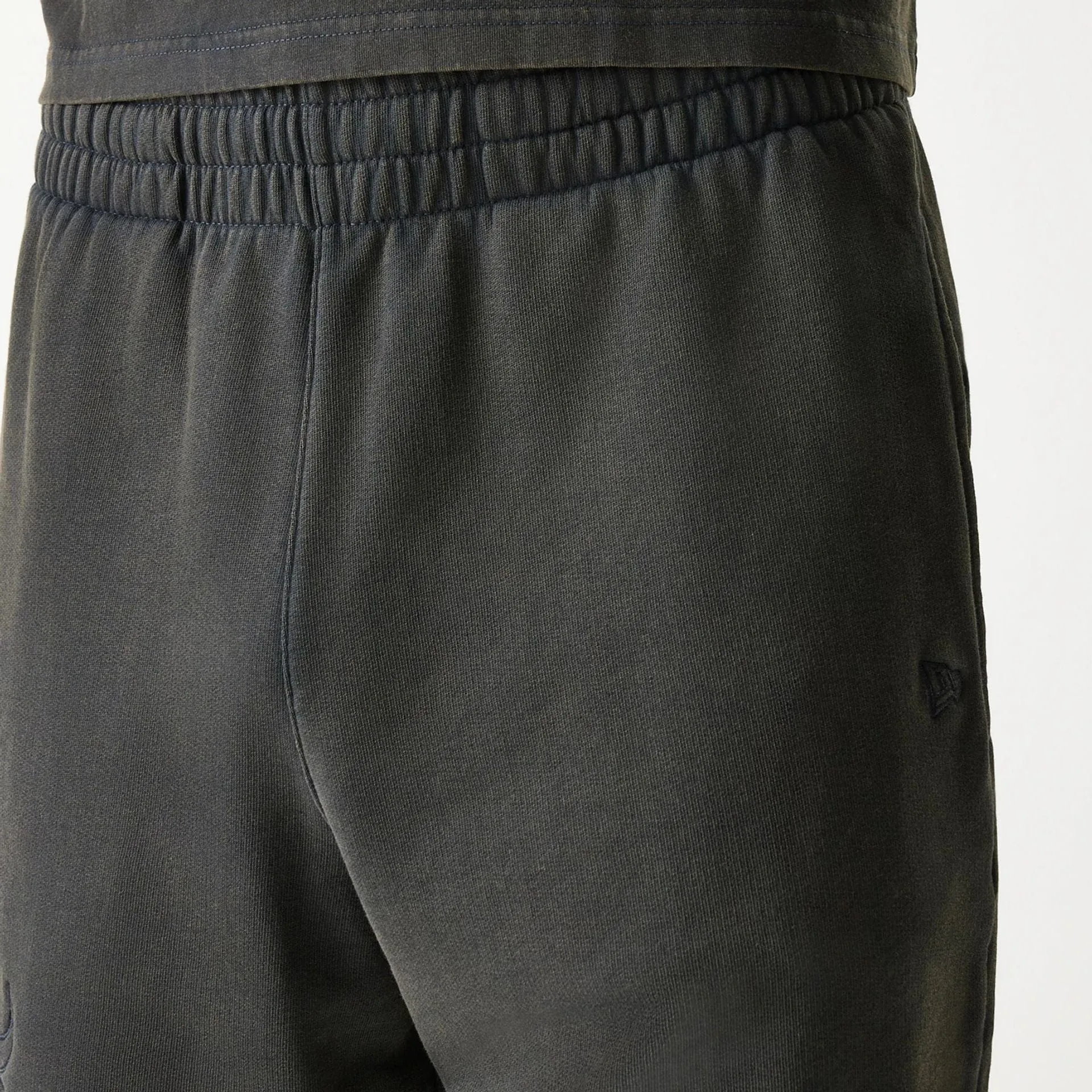 Chicago Bulls NBA Washed Grey Shorts Anti Static Treatment Chill Breeze Fit