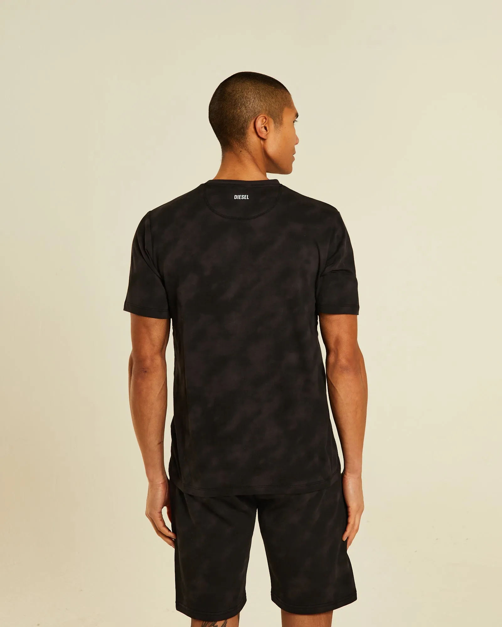 Cozy Wardrobe Cimon Tee Bleached Black