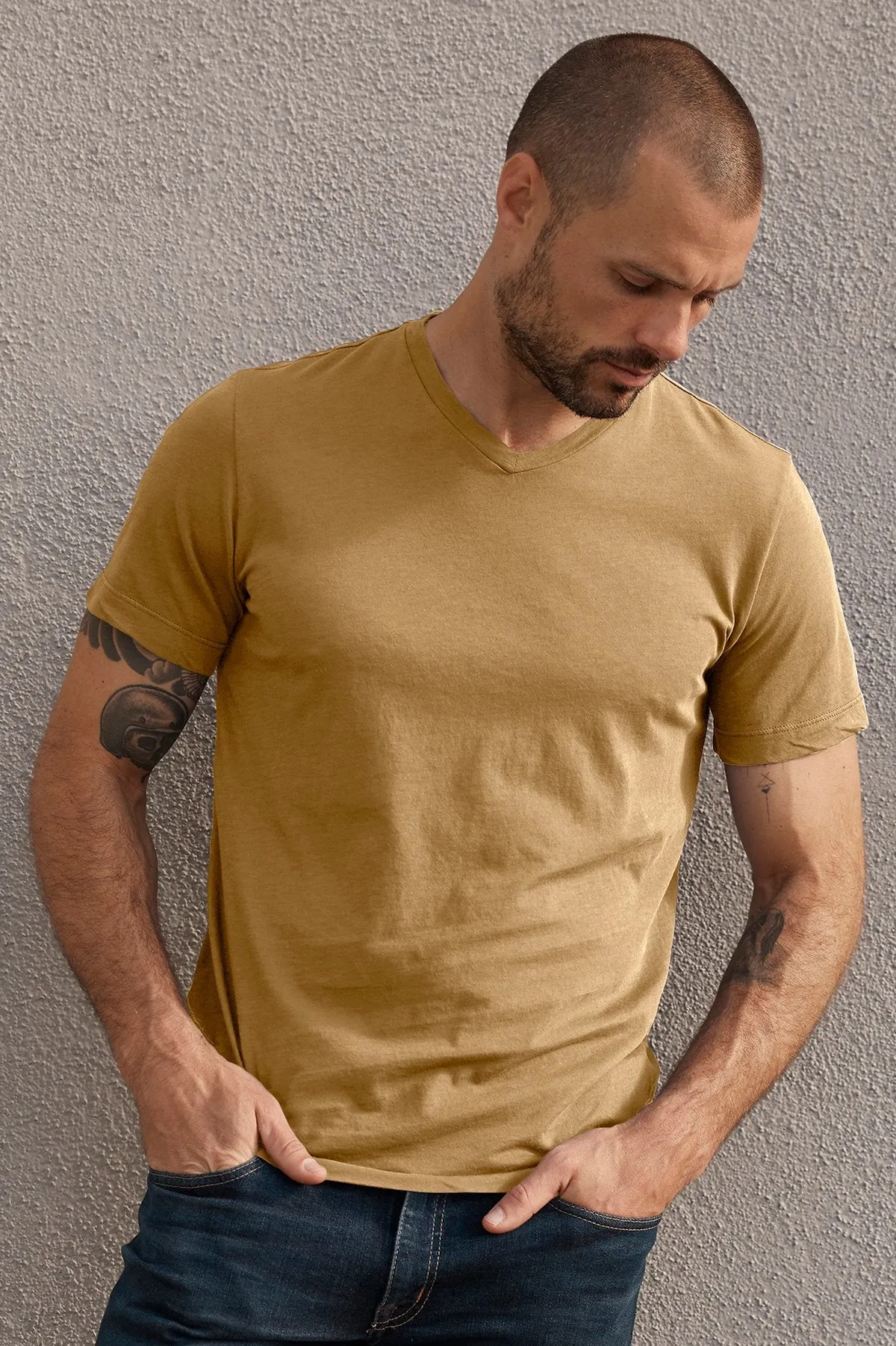 Christmas Chilly Day Comfort SAMSEN WHISPER CLASSIC V-NECK TEE