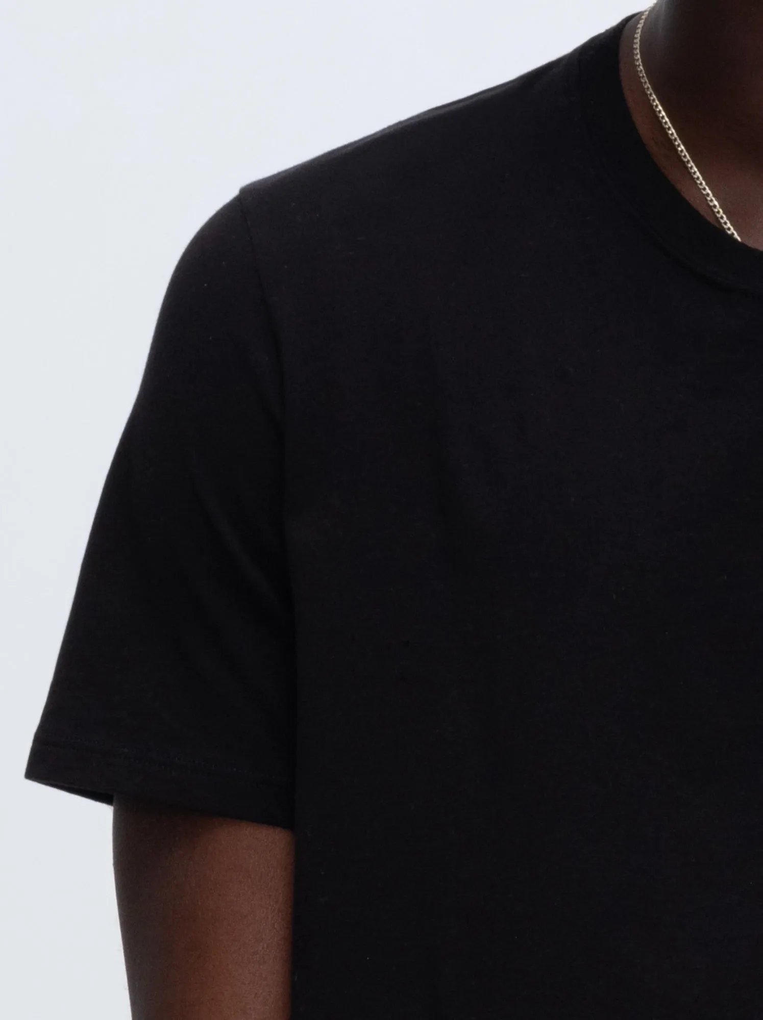 Classic Jersey Crew Neck Tee - Black Relaxed Everyday Wear Breathable Fit