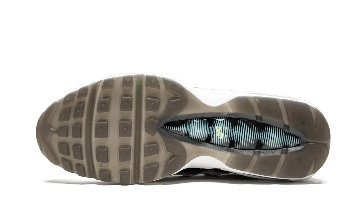 Padded Comfort Cold Weather Shock Dispersing Plate Air Max 95 Lv8