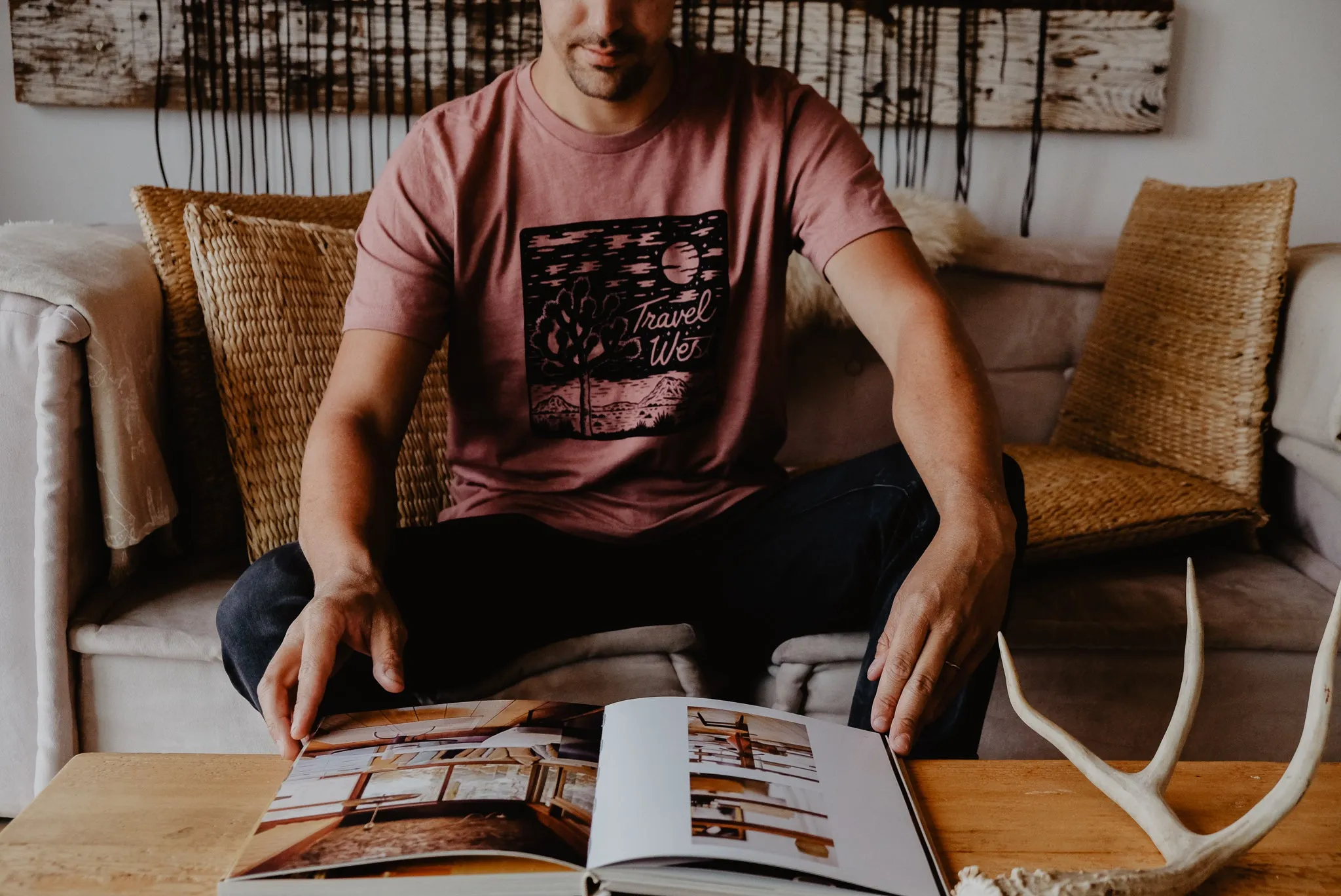 Travel West - Mauve Picnic