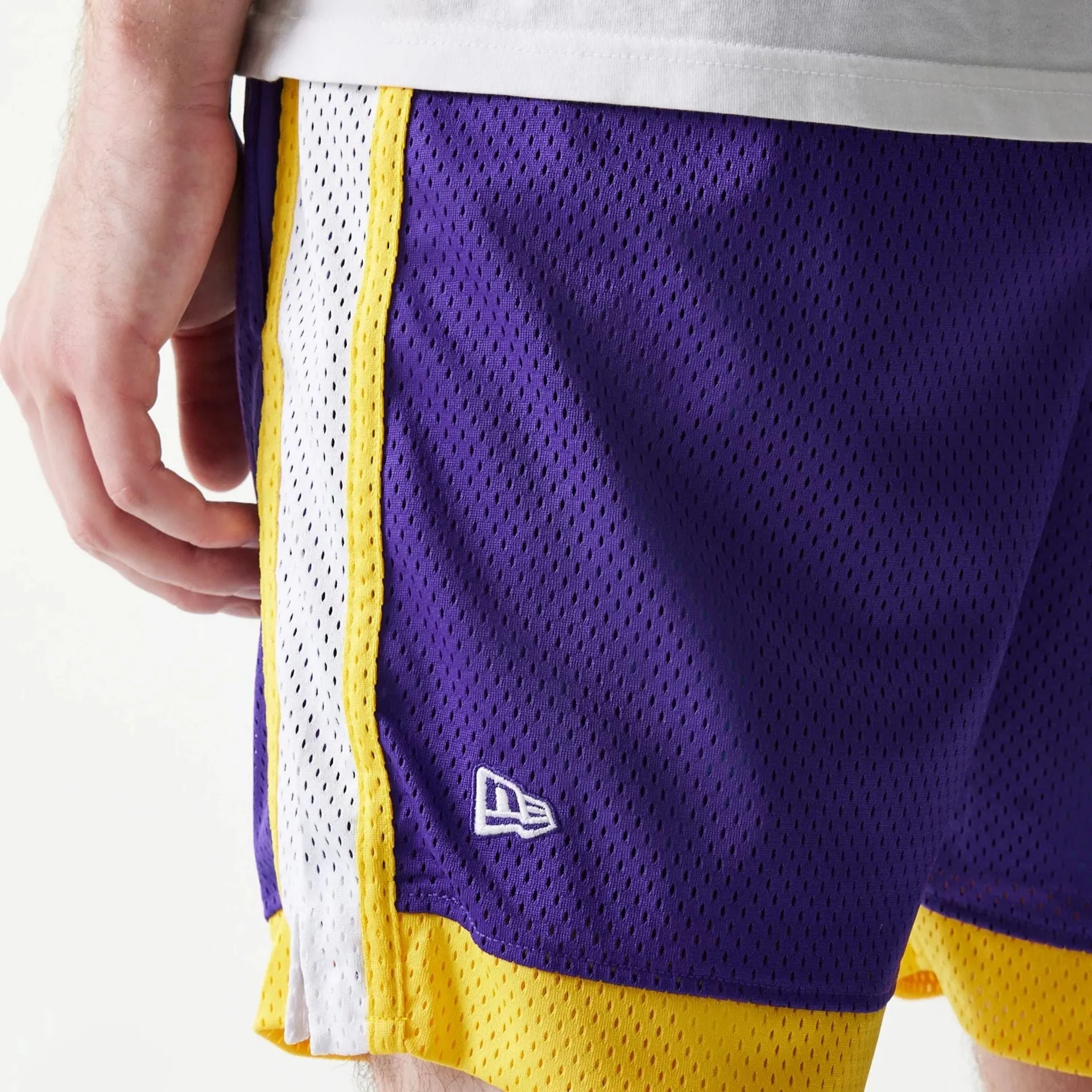 Athletic Look Secure Zipper Closure LA Lakers NBA Sport Classic Purple Shorts