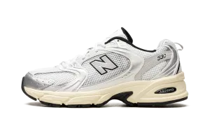 Classic Finish Superior Cushioning 530 "White / Silver"