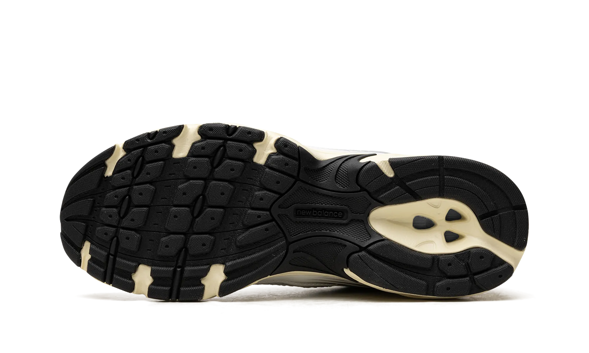 530 "White / Silver" Soft Arch Minimal Vibe