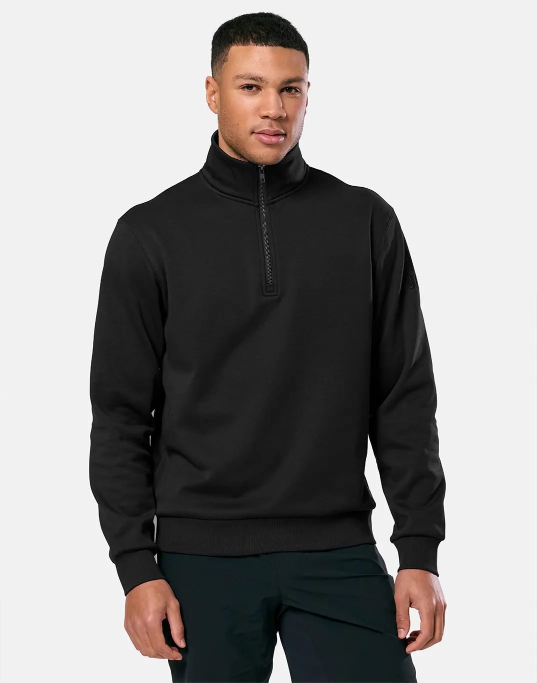 Convenient Clubhouse Half Zip in Black