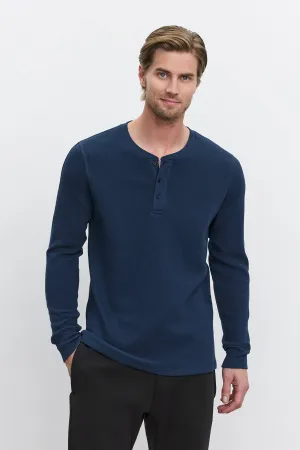 Moisture Management Technology Odor-resistant DEX THERMAL HENLEY