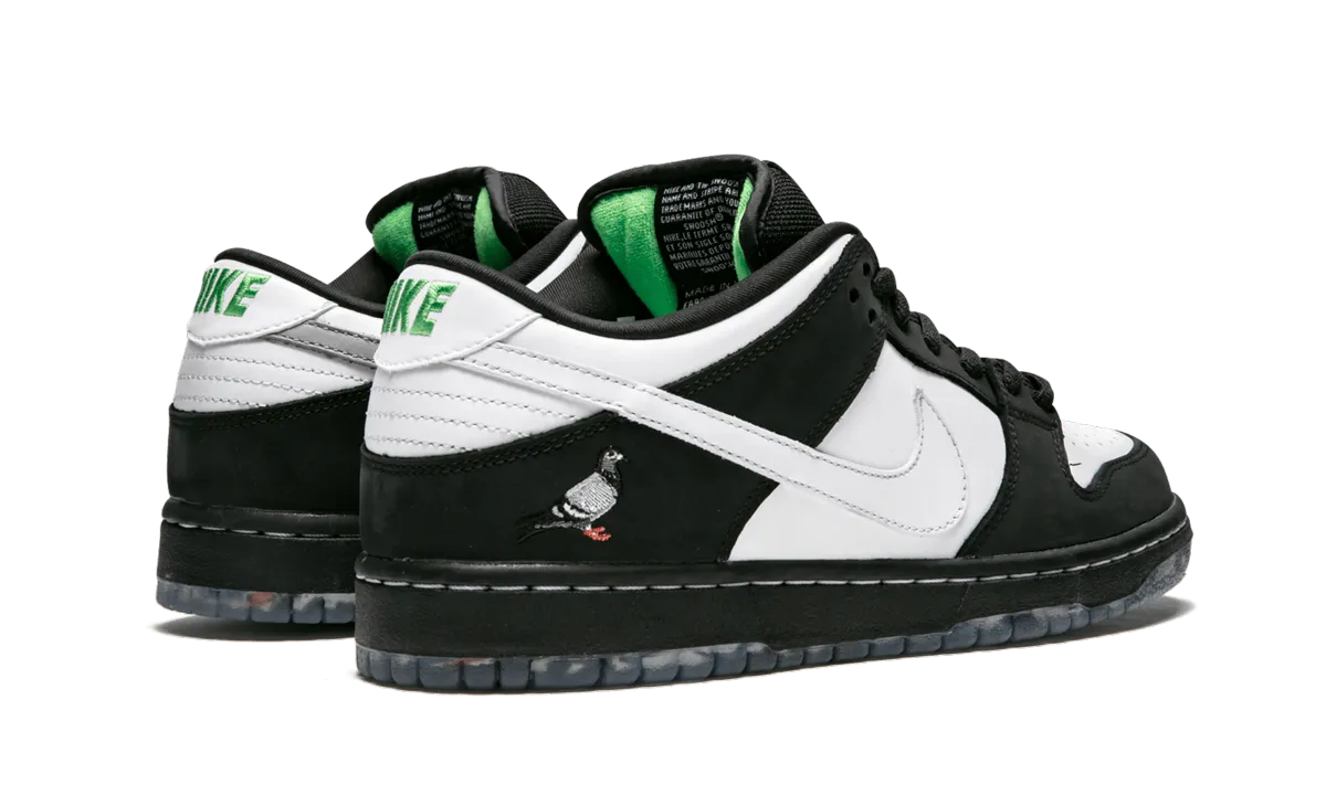 Reinforced toe cap SB Dunk Low Pro OG QS "Panda Pigeon"