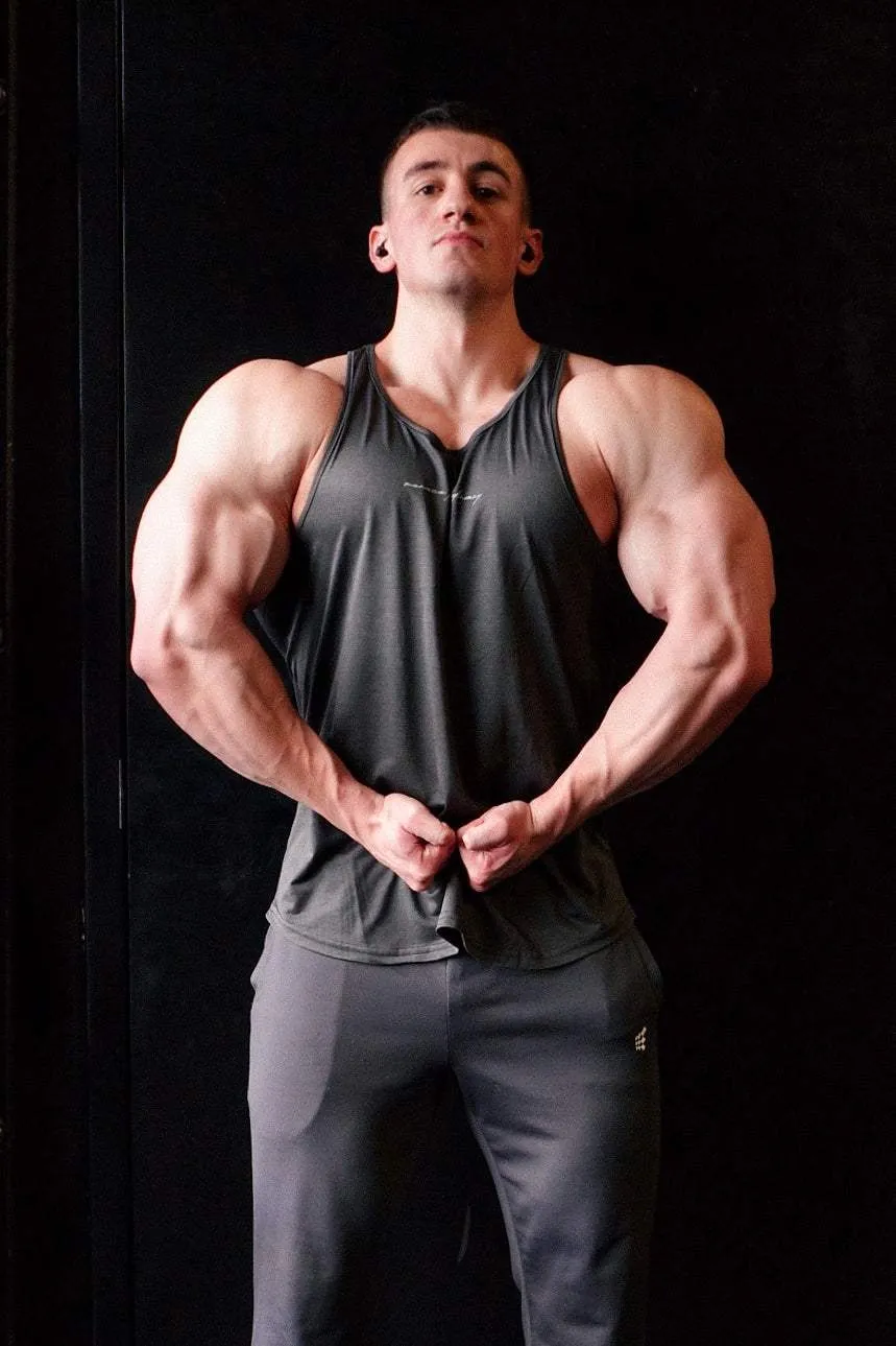 Dynamic Bodybuilding Stringer - Dark Gray Seasonal Use Exclusive