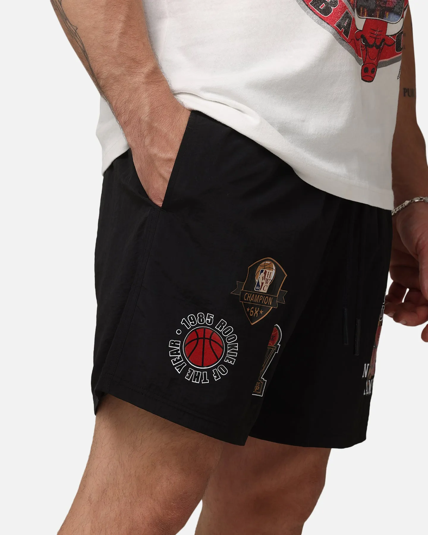 Anti Odor Technology poolside gear Mitchell & Ness Chicago Bulls Champs Nylon Shorts Black