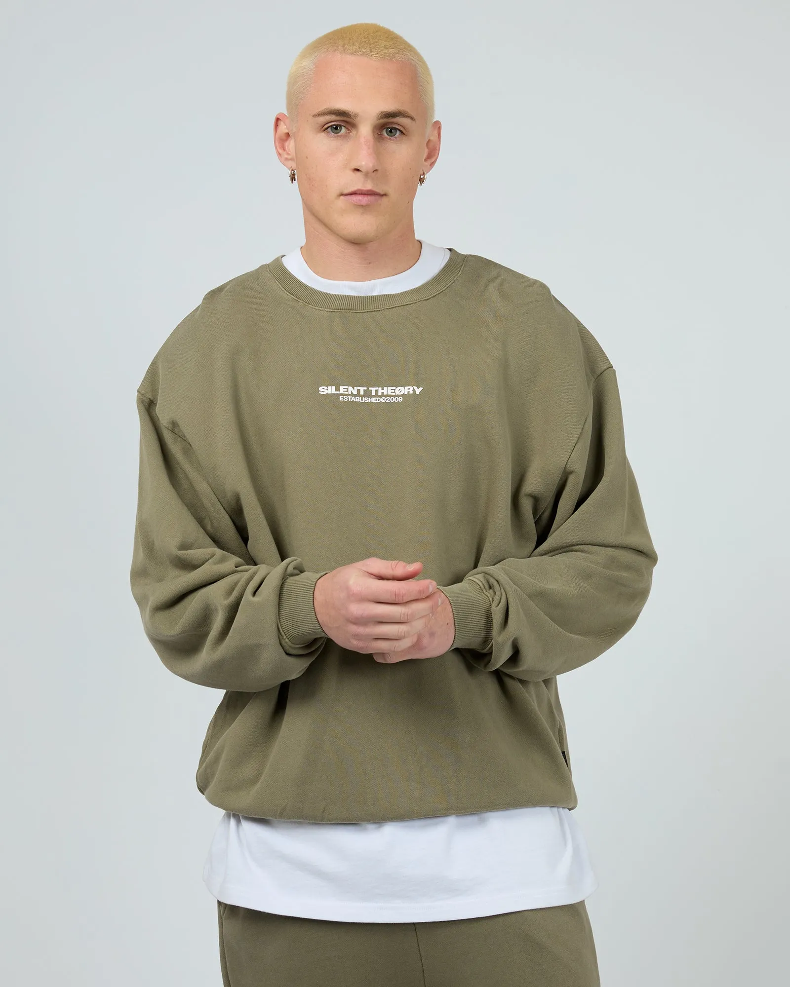 good for holidays single layer Essential Theory Crew Khaki