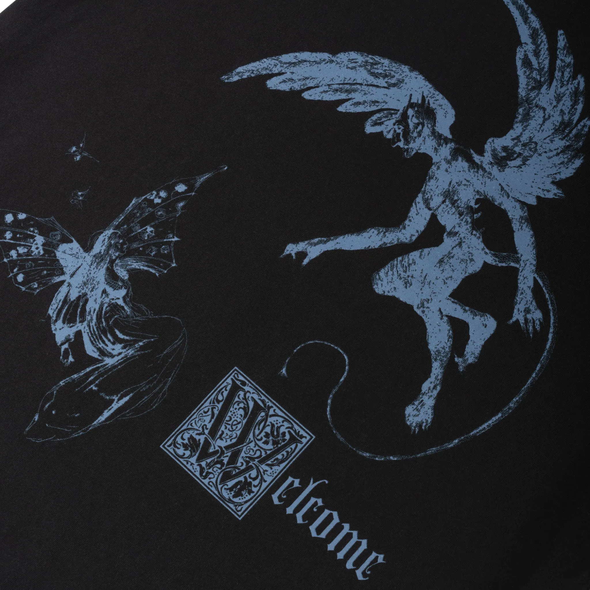 Circular Knit Design MinimalistStitching Fairy Printed Boxy Garment-Dyed Tee - Black