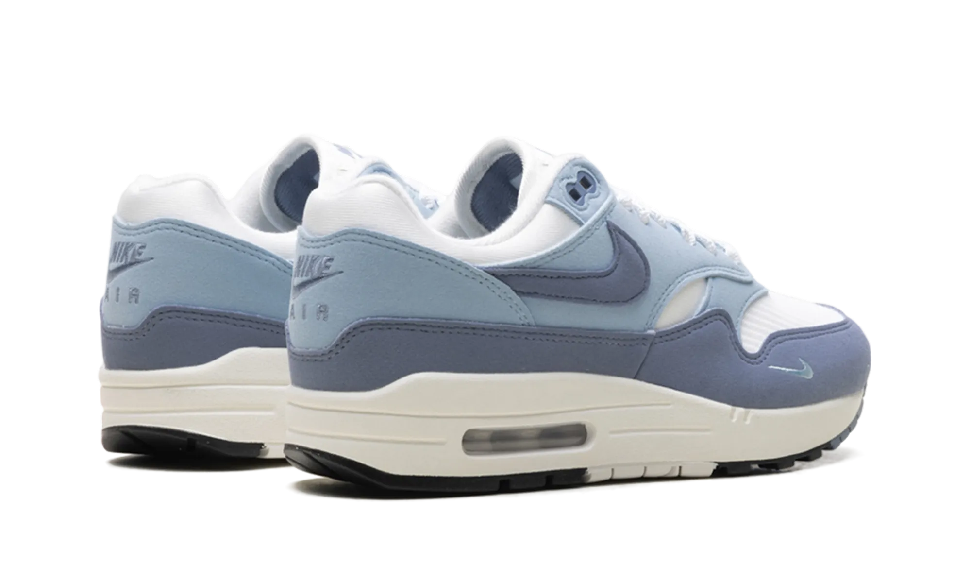Sole Soft Nike Air Max 1 '87 WMNS "Light Armory Blue Ashen Slate"