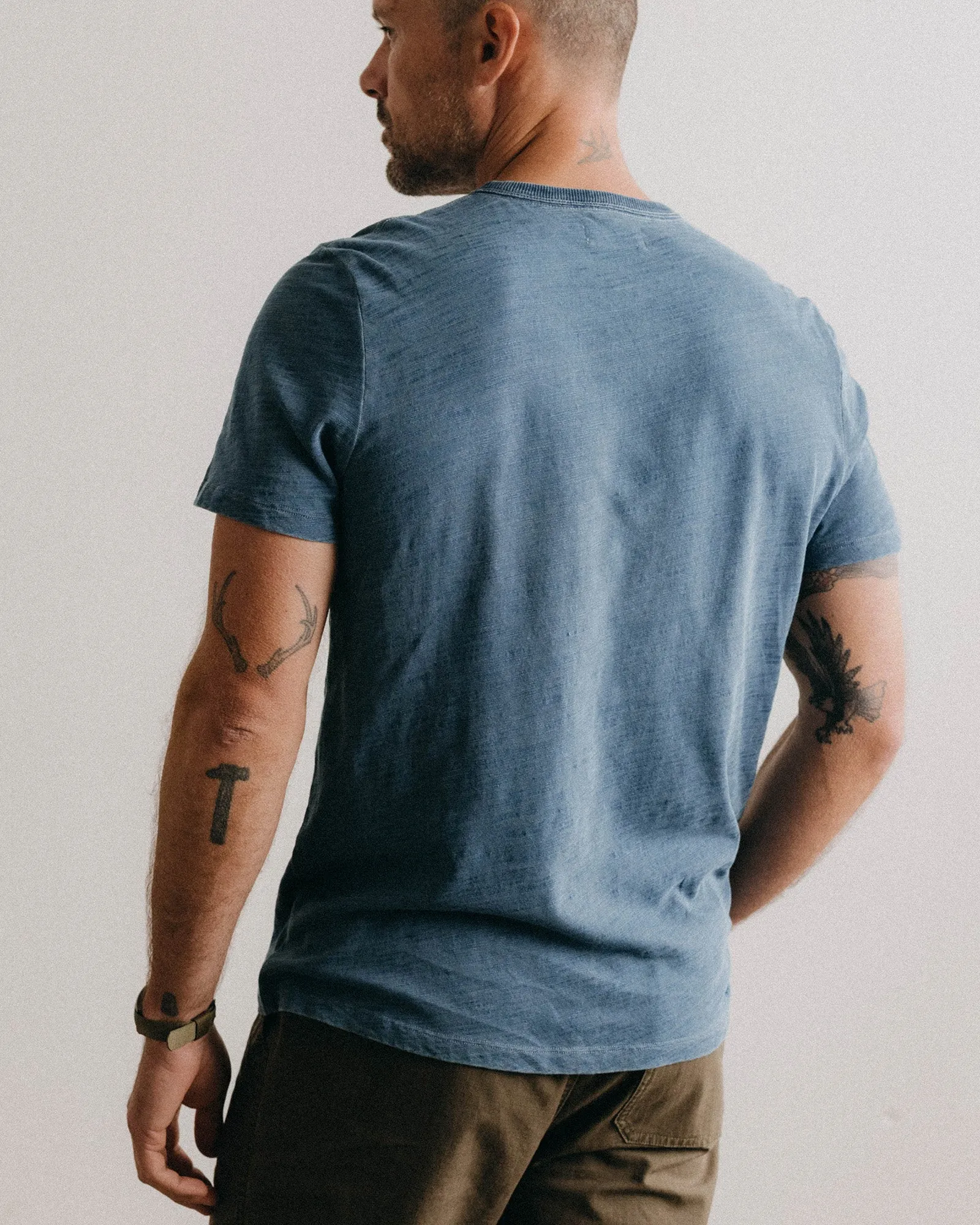 Urban Smart UV Protection Fabric The Organic Cotton Tee in Washed Indigo