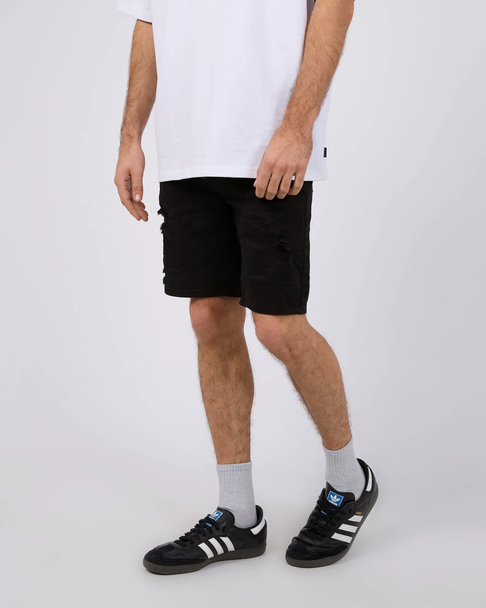 Sporty Vibe Wear Soho Short Trashed Black
