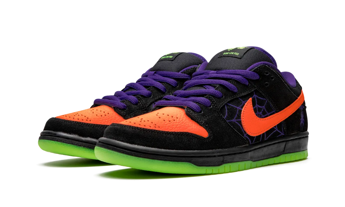 SB Dunk Low "Night of Mischief" Soft Footwear