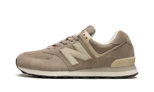 574 "Beige / White" Anti Odor Gym Workout Peak Step