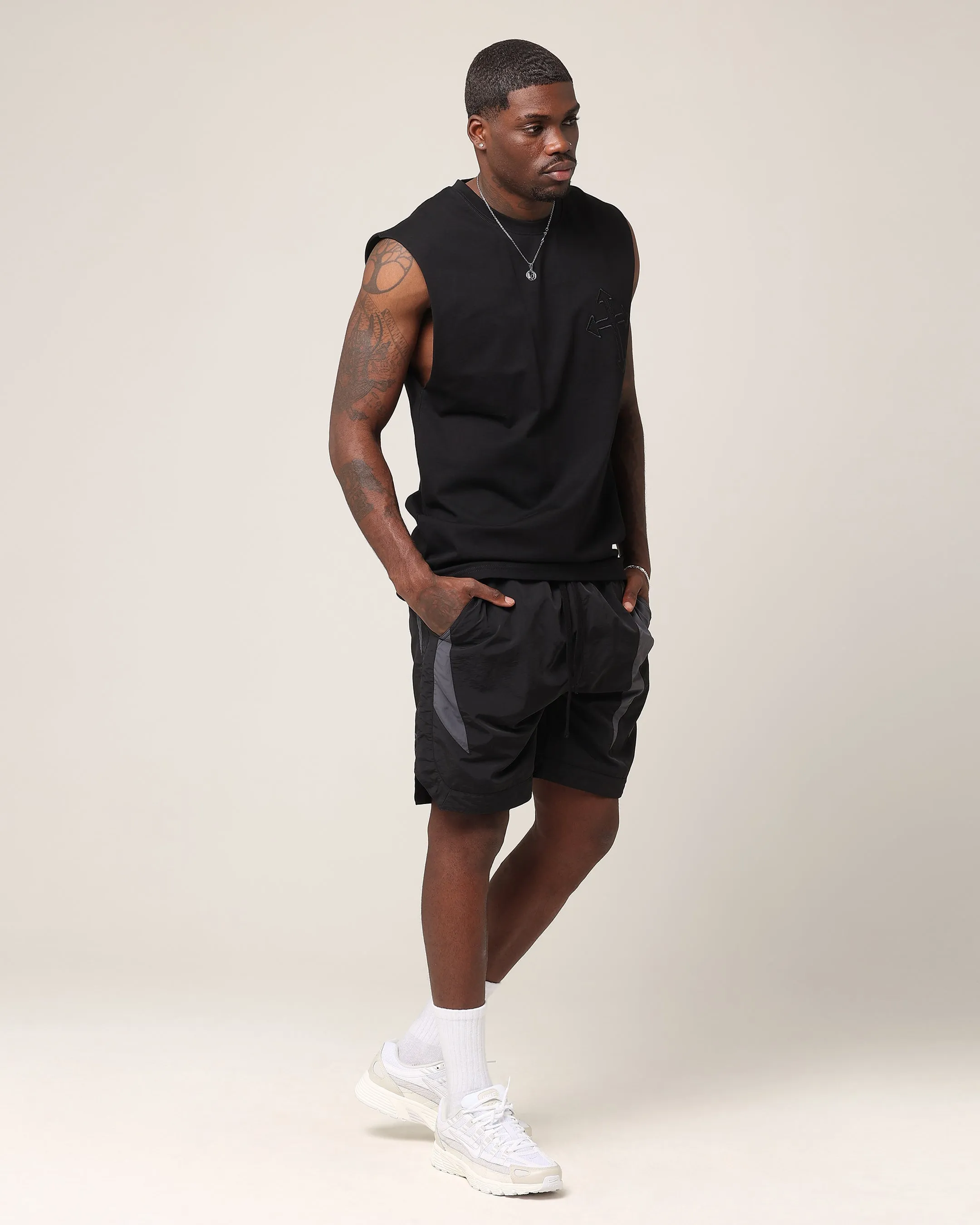 Breezy Comfort Relaxed Cut Saint Morta Rage Nylon Shorts Black/Grey