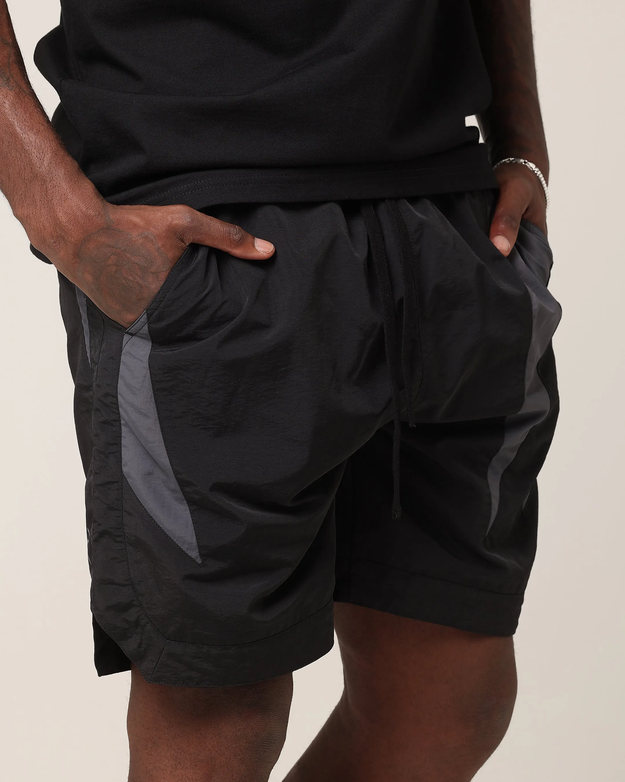 DoubleStitchedSeams Vented Hem Details Saint Morta Rage Nylon Shorts Black/Grey