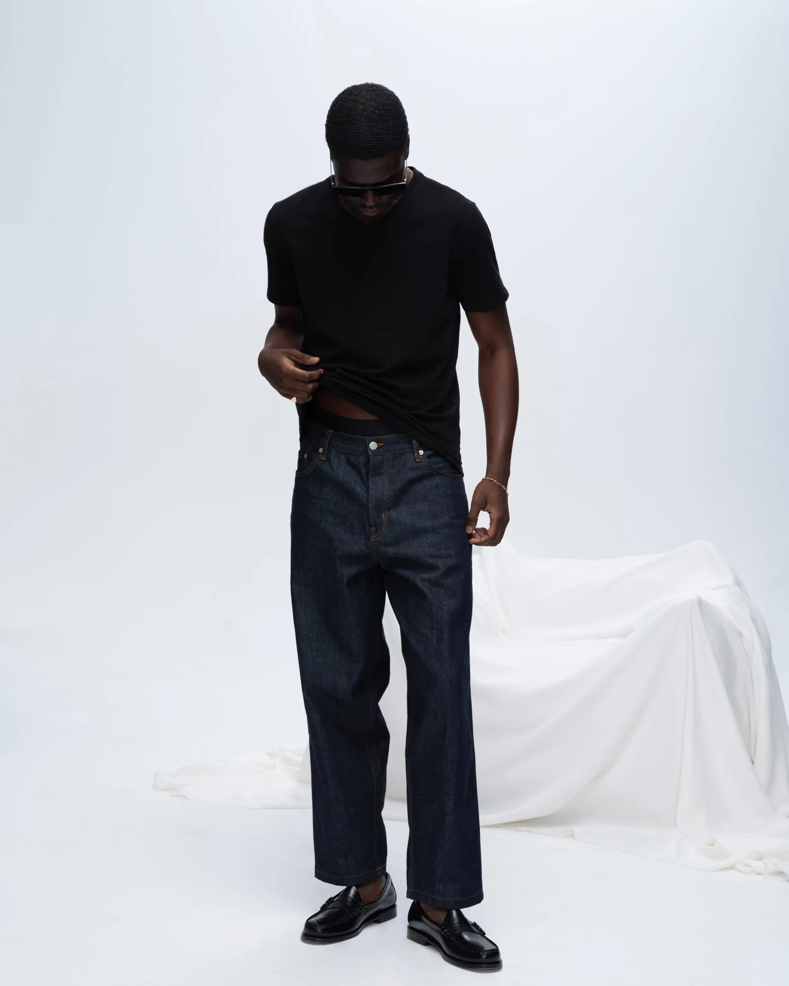 Classic Jersey V-Neck Tee - Black Sporty Vibe Cozy Layer