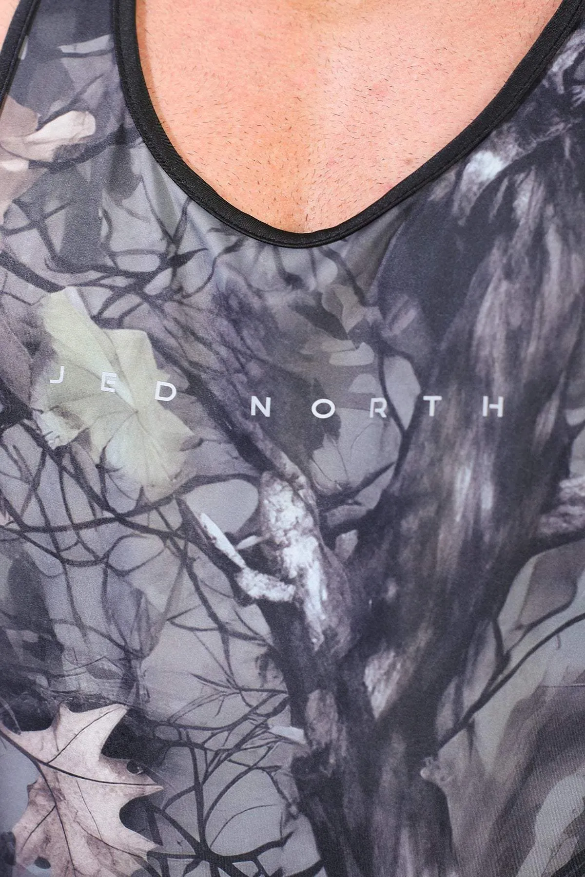 Comfort Focused Design Remote - controlled Graphic Muscle Stringer - Hunter Camo