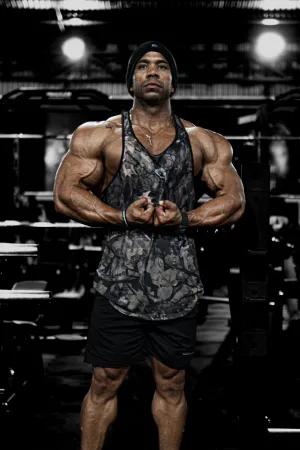 Graphic Muscle Stringer - Hunter Camo Texture - appealing