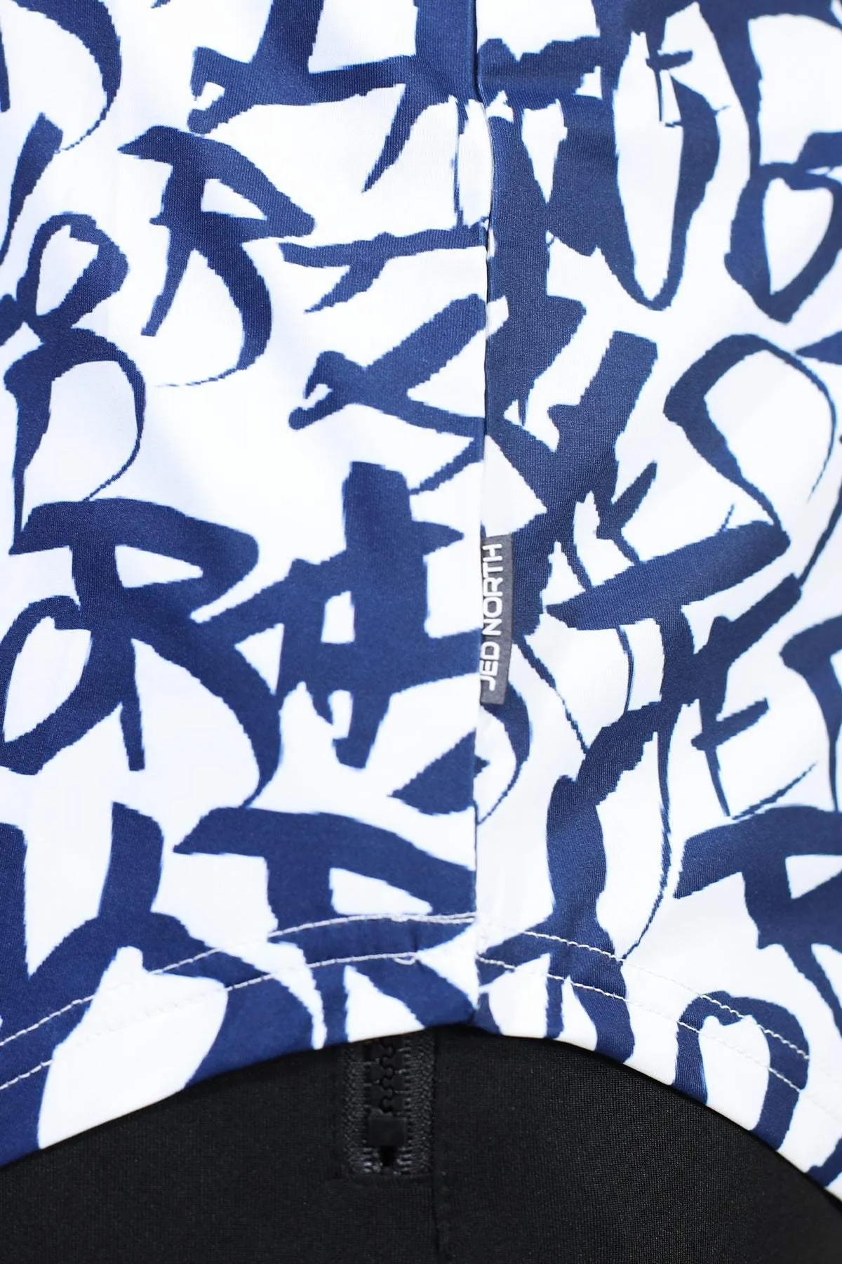 Graphic Muscle Stringer - White Graffiti arctic scene Soft Touch Material