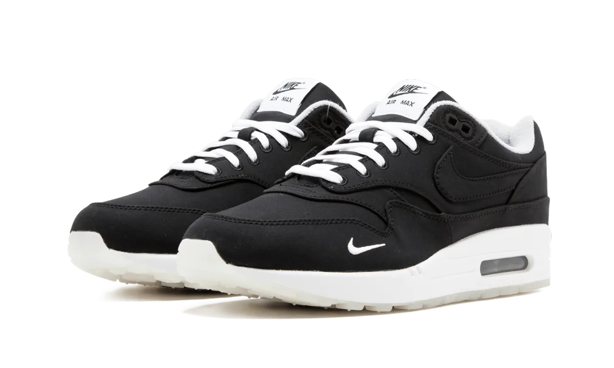 Rapid pace Air Max 1 "DSM"