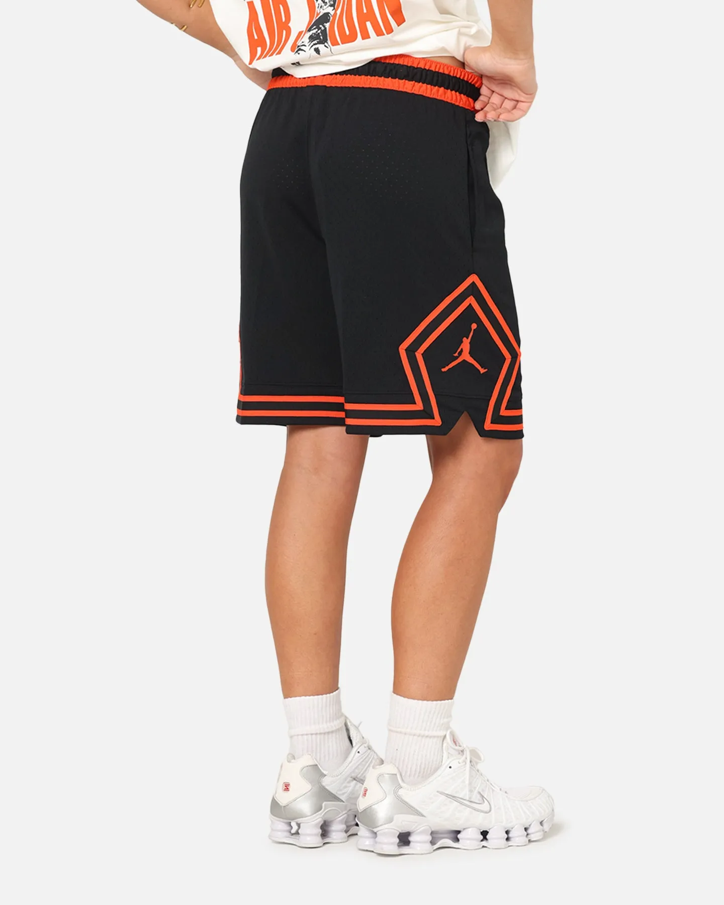 Jordan Dri-FIT Mesh Diamond Shorts Black/Orange Lightweight Material