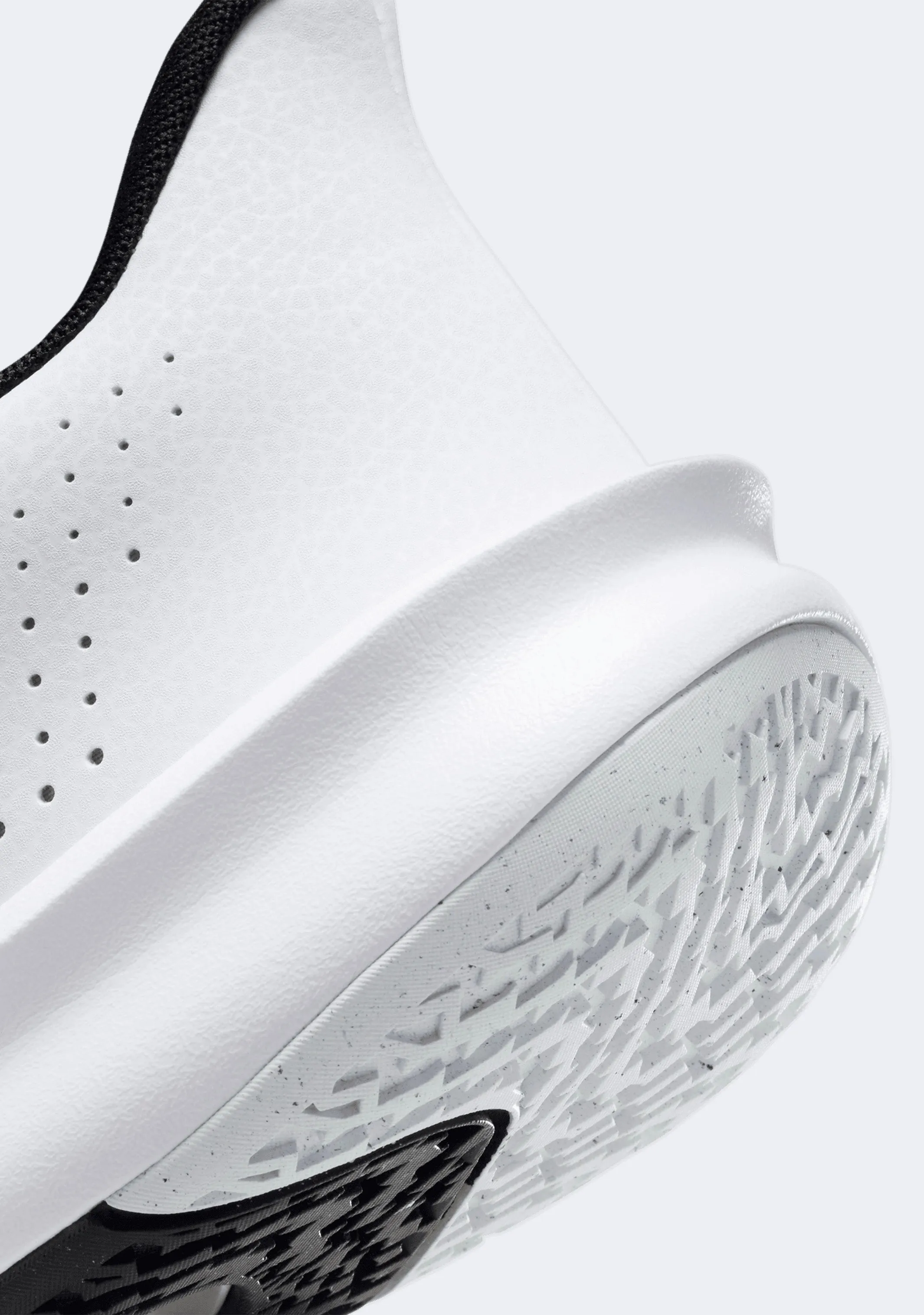 Nike Men's Precision VII Torsion Spring Technology Shock Diffusion System